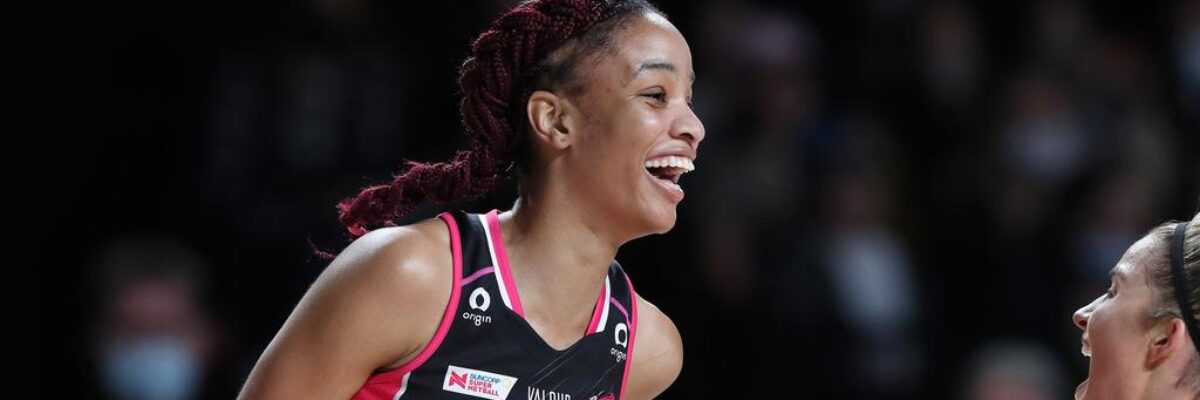 Shamera Sterling -Humphrey signs three year extension with Adelaide Thunderbirds