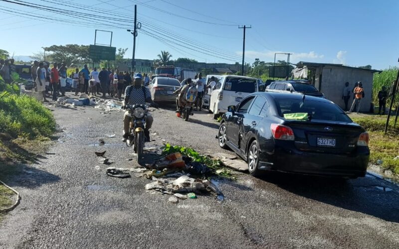 Taxi operators in Westmoreland withdraw service for second day, leaving students and other commuters stranded